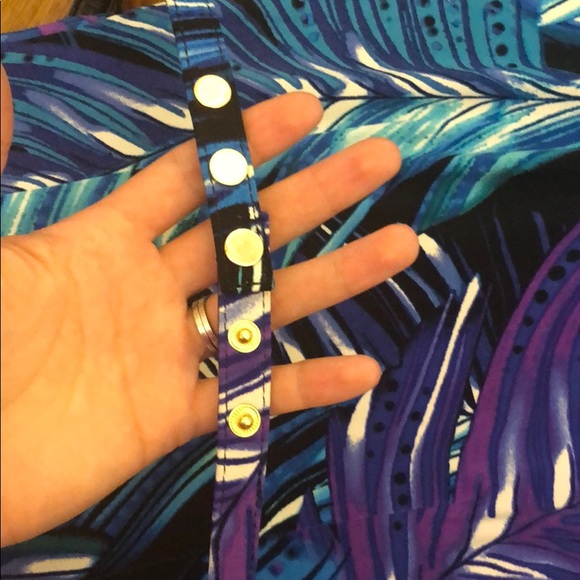 Cache Bodycon Dress - Picture 6 of 8